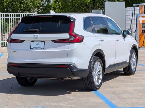 Used 2024 Honda CR-V EX image 6