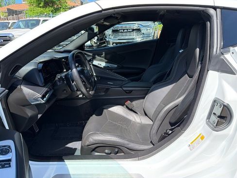 Used 2021 Chevrolet Corvette Stingray Coupe w/ 1LT RWD image 16