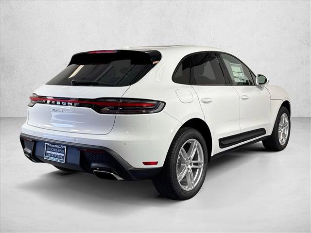 Used 2026 Porsche Macan AWD/4WD image 9