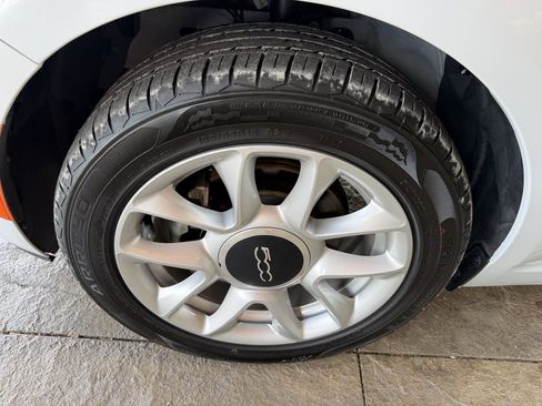 Used 2017 FIAT 500 Pop image 11