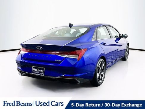 Used 2023 Hyundai Elantra Limited image 8