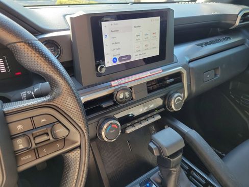 Used 2024 Toyota Tacoma SR5 RWD image 22