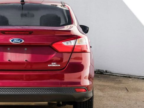 Used 2013 Ford Focus SE image 40