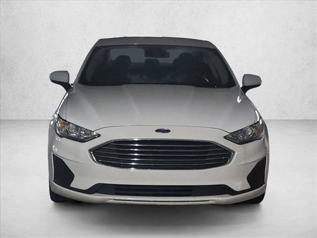 Used 2020 Ford Fusion SE FWD image 2
