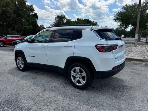 Used 2024 Jeep Compass Latitude AWD/4WD image 4