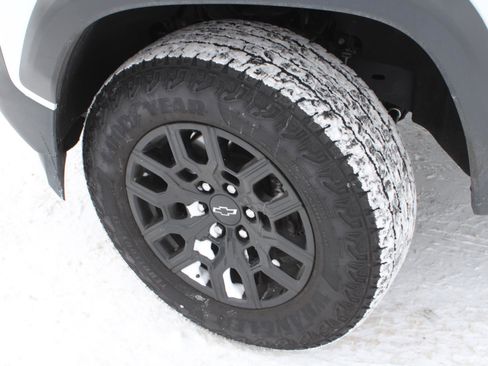 Used 2023 Chevrolet Colorado Trail Boss w/ Advanced Trailering Package image 14