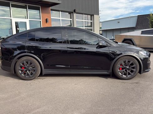 Used 2024 Tesla Model X Plaid AWD/4WD image 9