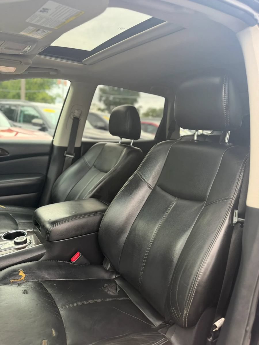 Used 2014 Nissan Pathfinder SL w/ SL Premium Package AWD/4WD image 12