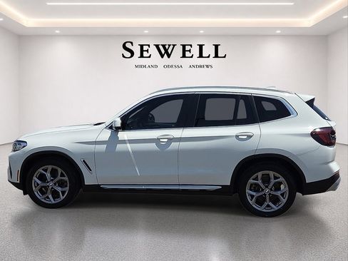Used 2022 BMW X3 sDrive30i w/ Convenience Package RWD image 2