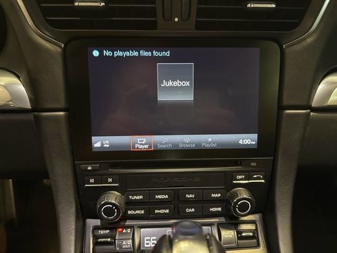 Used 2019 Porsche 911 Carrera 4 w/ Sportdesign Package image 19