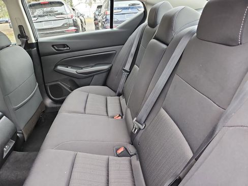 Used 2024 Nissan Altima 2.5 SV image 13