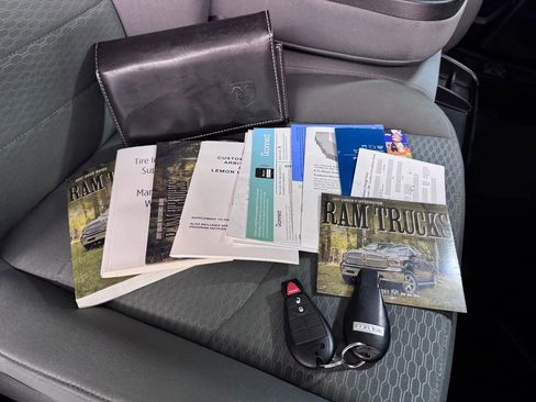 Used 2017 RAM 2500 Tradesman w/ Chrome Appearance Group image 20