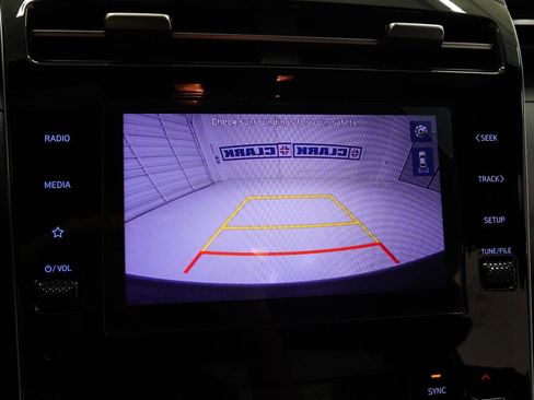 Used 2024 Hyundai Santa Cruz SEL FWD image 15