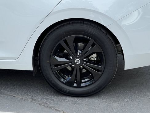 Used 2022 Nissan Sentra SV FWD image 14