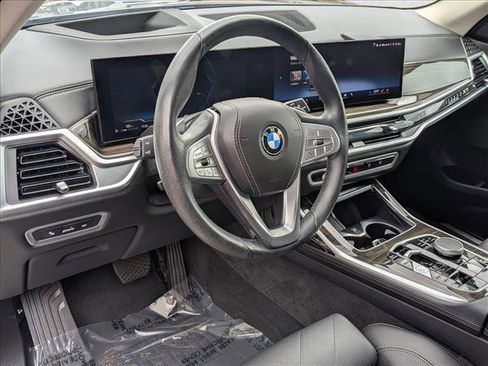 Used 2024 BMW X7 xDrive40i AWD/4WD image 10