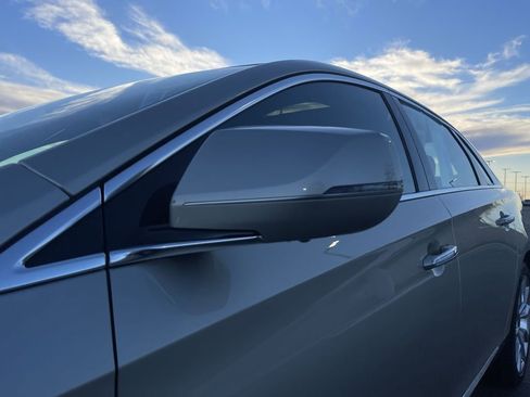 Used 2016 Cadillac XTS Luxury w/ Driver Awareness Package image 11