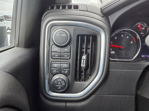 Used 2022 Chevrolet Silverado 3500 LTZ w/ LTZ Plus Package image 8