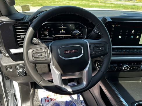 New 2025 GMC Sierra 2500 SLT w/ SLT Premium Package image 8