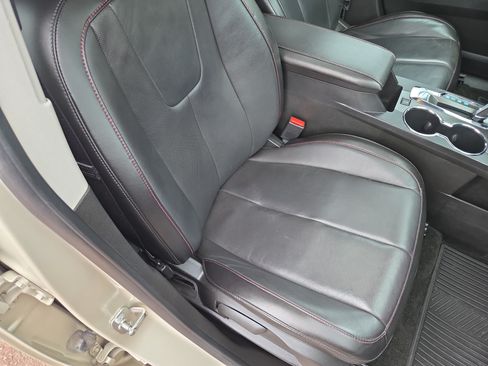 Used 2015 Chevrolet Equinox LT AWD/4WD image 16