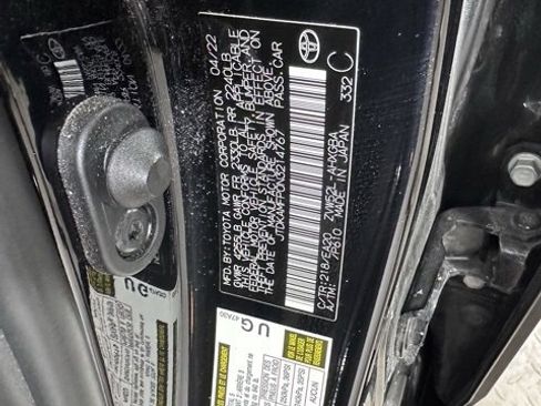 Used 2022 Toyota Prius Prime XLE image 30