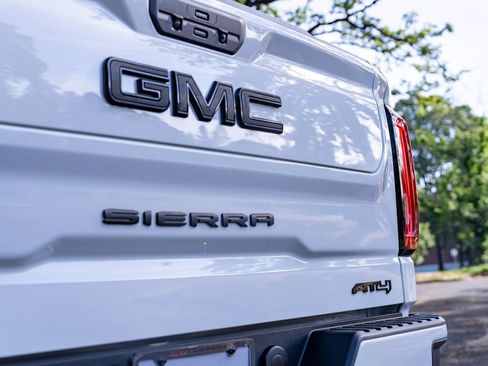 Used 2020 GMC Sierra 1500 AT4 w/ AT4 Premium Package AWD/4WD image 44