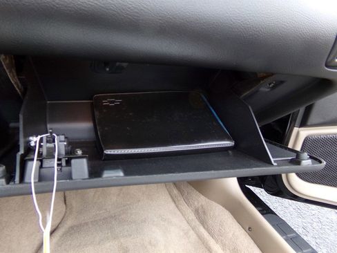 Used 2002 Chevrolet Camaro Z28 image 16