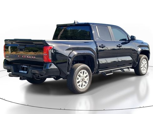 Certified 2024 Toyota Tacoma SR5 image 7