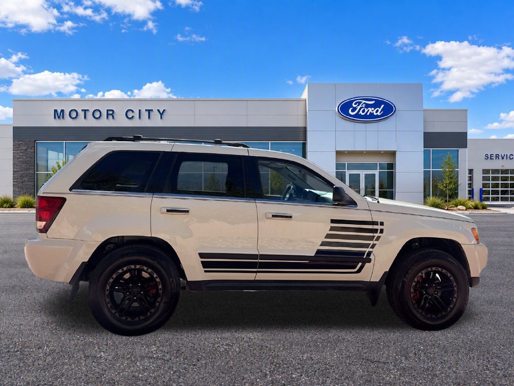 Used 2005 Jeep Grand Cherokee Limited AWD/4WD image 9