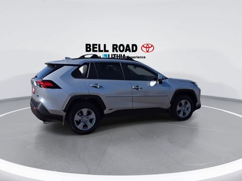Used 2025 Toyota RAV4 XLE w/ Weather Package AWD/4WD image 8