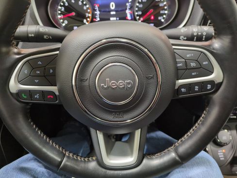 Used 2021 Jeep Compass Limited w/ Sun and Sound Group AWD/4WD image 23