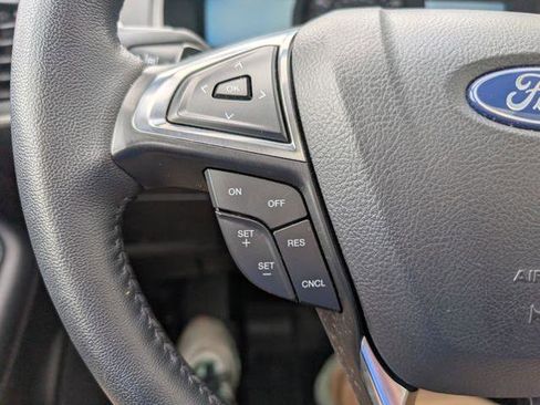 Certified 2024 Ford Edge SEL w/ Convenience Package AWD/4WD image 15