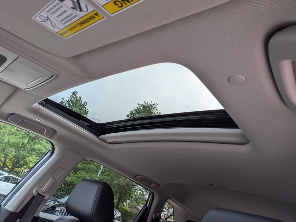 Used 2025 Honda CR-V EX-L image 7