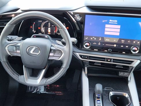 Used 2024 Lexus RX 350 Premium Plus image 34