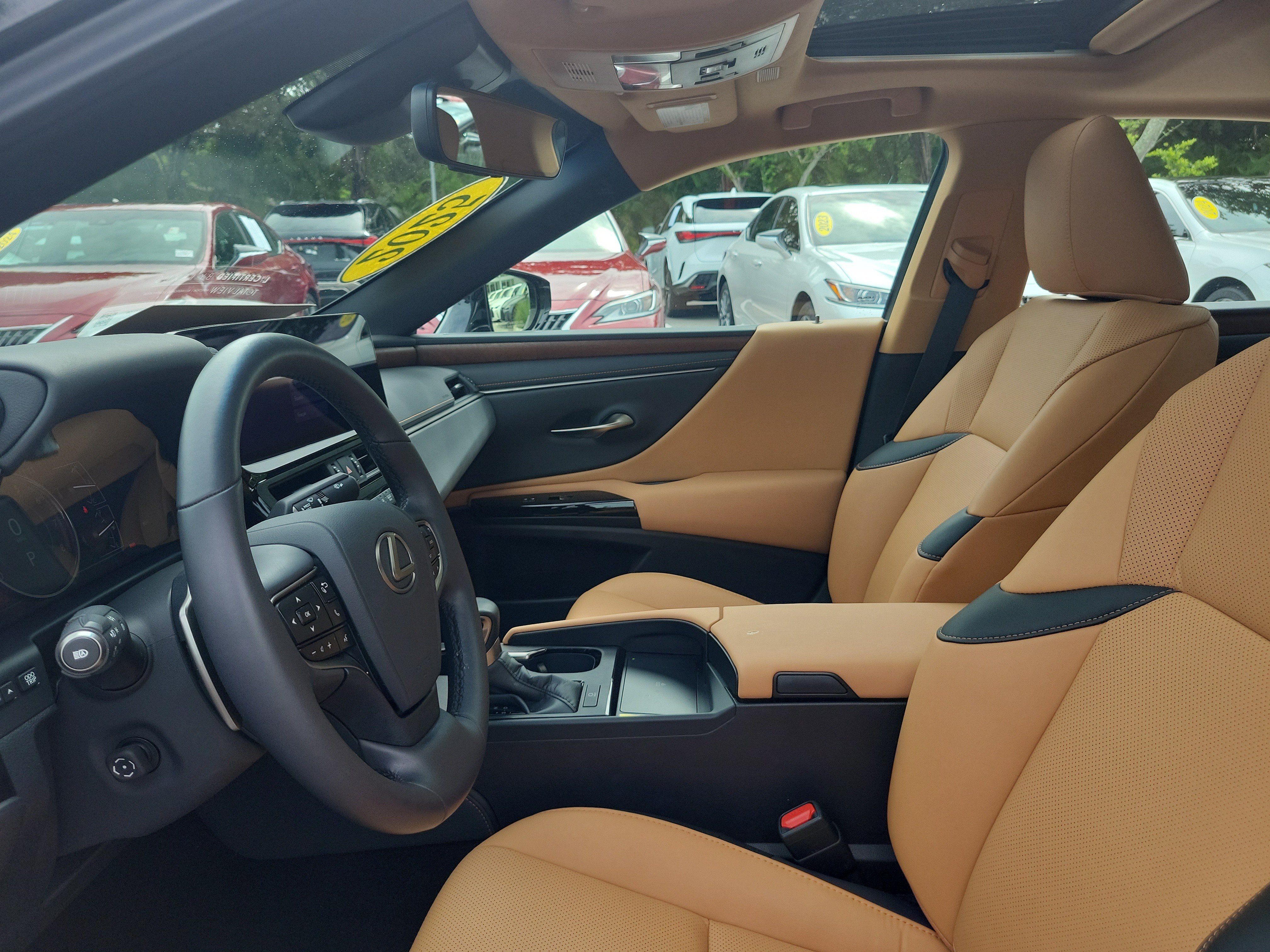 Used 2025 Lexus ES 350 w/ Premium Package FWD image 21