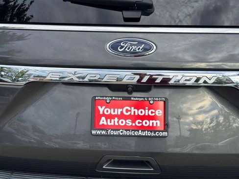 Used 2019 Ford Expedition Max XLT w/ Equipment Group 202A AWD/4WD image 38