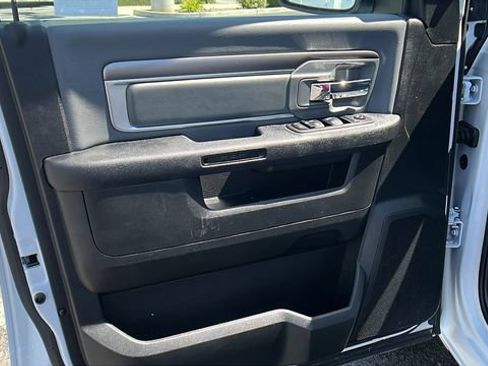 Used 2023 RAM 1500 Classic SLT w/ Electronics Group AWD/4WD image 16