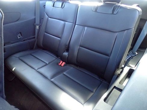 Used 2023 Ford Explorer XLT w/ Equipment Group 202A image 19