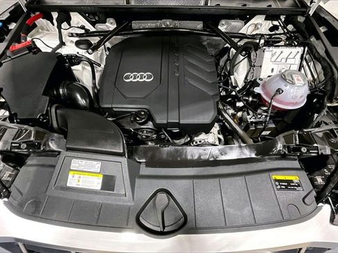 Used 2021 Audi Q5 2.0T Premium image 9
