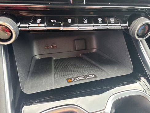 Used 2024 Chevrolet Traverse RS w/ LPO, Floor Liner Package image 39