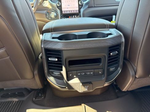 New 2026 RAM 1500 Laramie w/ Laramie Preferred Package AWD/4WD image 41