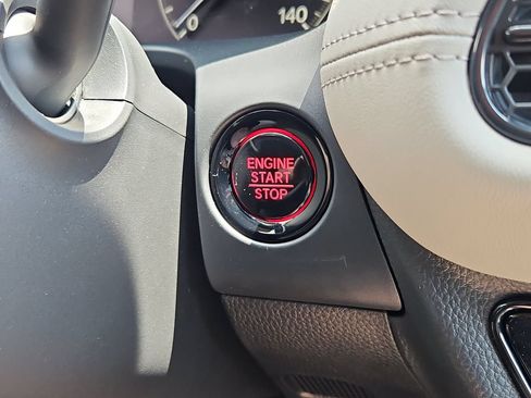 New 2027 Honda HR-V LX image 9