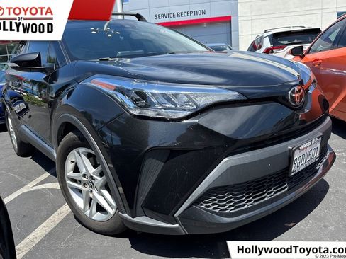 Used 2021 Toyota C-HR LE image 1