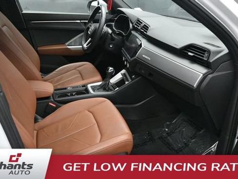 Used 2022 Audi Q3 2.0T Premium w/ Convenience Package AWD/4WD image 10