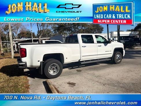 Used 2019 GMC Sierra 3500 Denali w/ Duramax Plus Package image 9