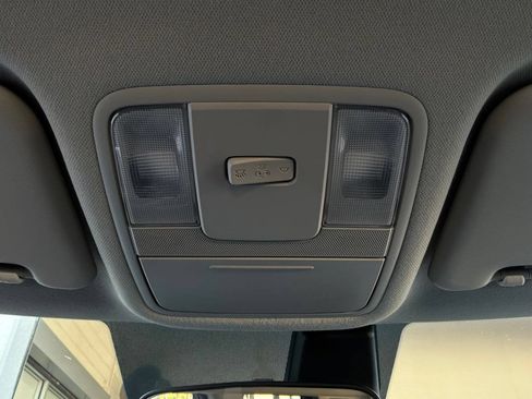 Used 2025 Kia Soul LX w/ LX Technology Package FWD image 15