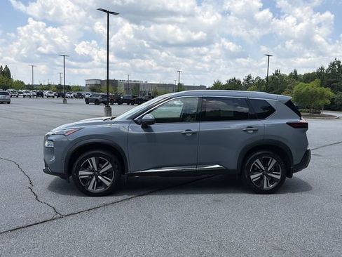 Certified 2023 Nissan Rogue SL w/ SL Premium Package FWD image 6