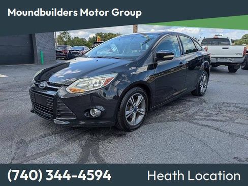 Used 2014 Ford Focus SE w/ SE Sport Package FWD image 1