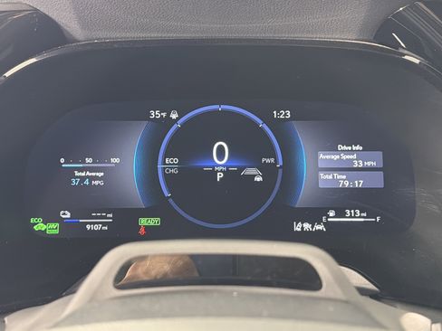 Used 2025 Lexus RX 450h AWD w/ Luxury Package image 11