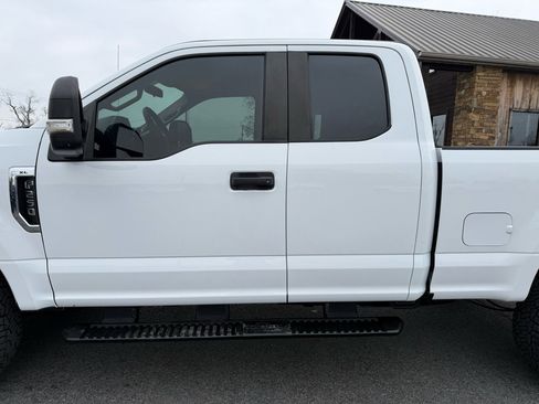 Used 2019 Ford F250 XL w/ Power Equipment Group image 29