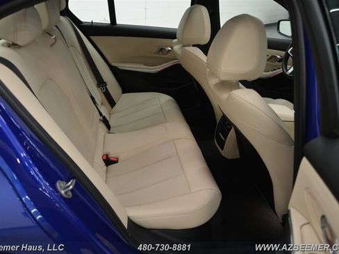 Used 2024 BMW 330i Sedan w/ M Sport Package RWD image 22